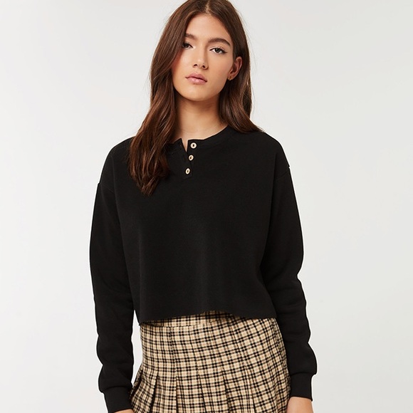 Ardene Fleece Henley Cropped Sweatshirt (Black, S) - Picture 1 of 3